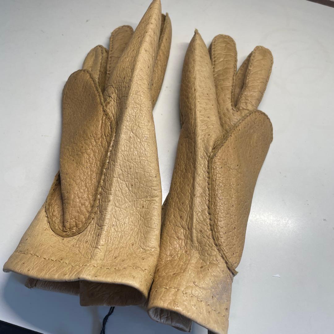 未使用　ペッカリー　１枚革　ドイツ製　サイズ9 ベージュ色 ライニング無