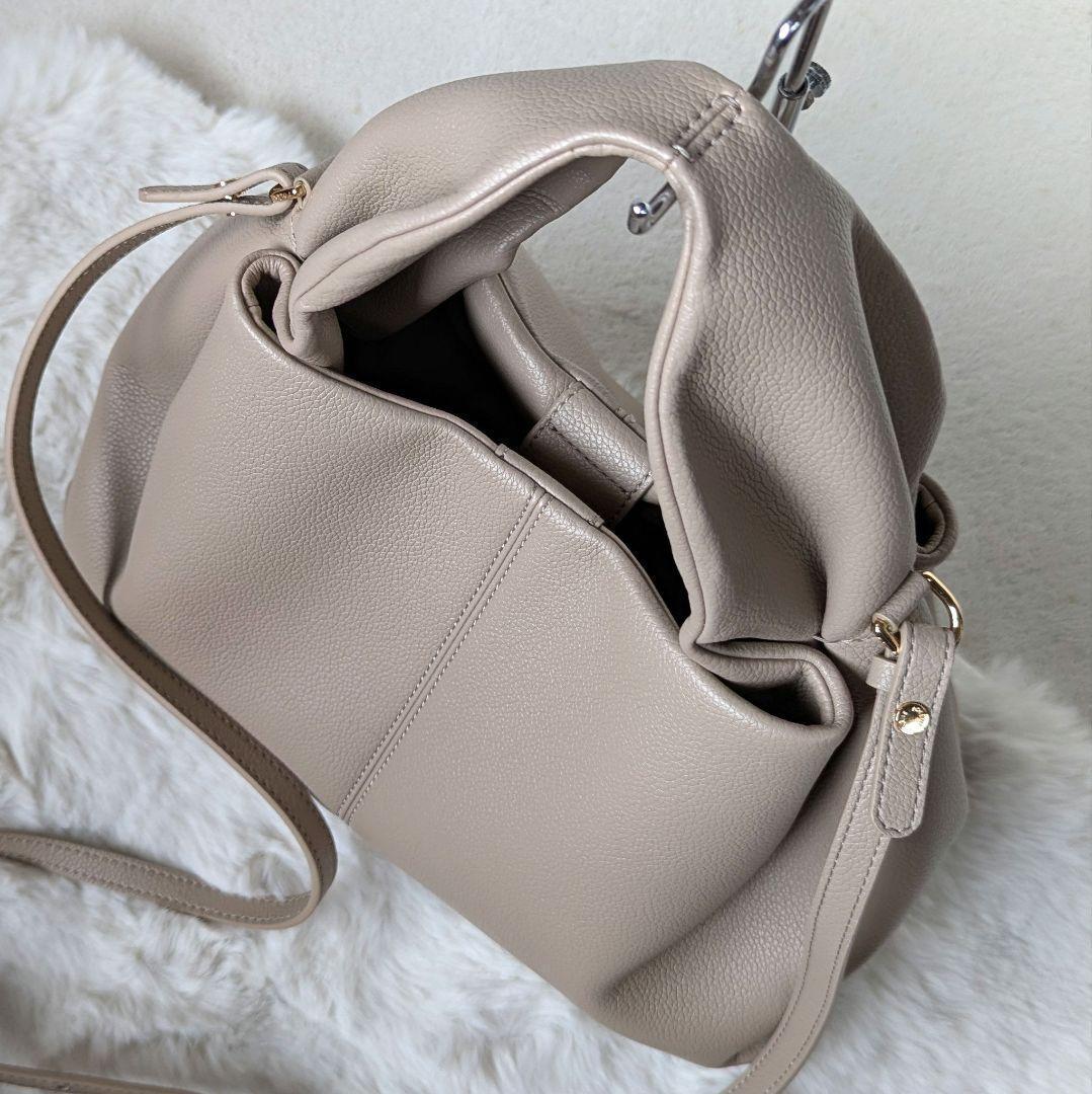 ポレーヌ ヌメロ・ヌフ ハンドバッグ グレージュ系 2WAY　　　♦かめのこ様♦