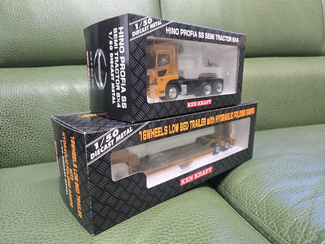 ケンクラフト1/50 プロフィア重量物運搬中低床16輪トレーラー 建設機械