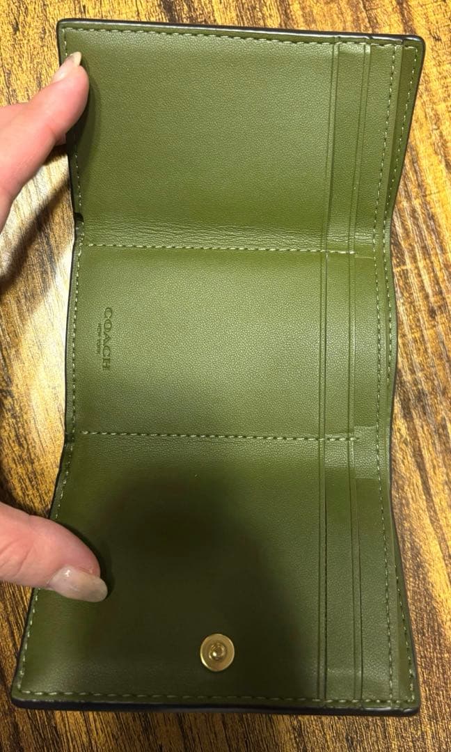 SALE中【ほぼ新品】COACH ミニトライフォールドウォレット レディース