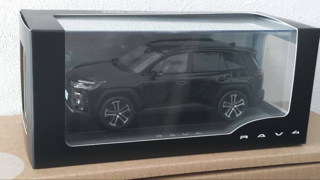 トヨタ 新型RAV4 ミニカー Z 黒 アティチュードブラックマイカ 1/30