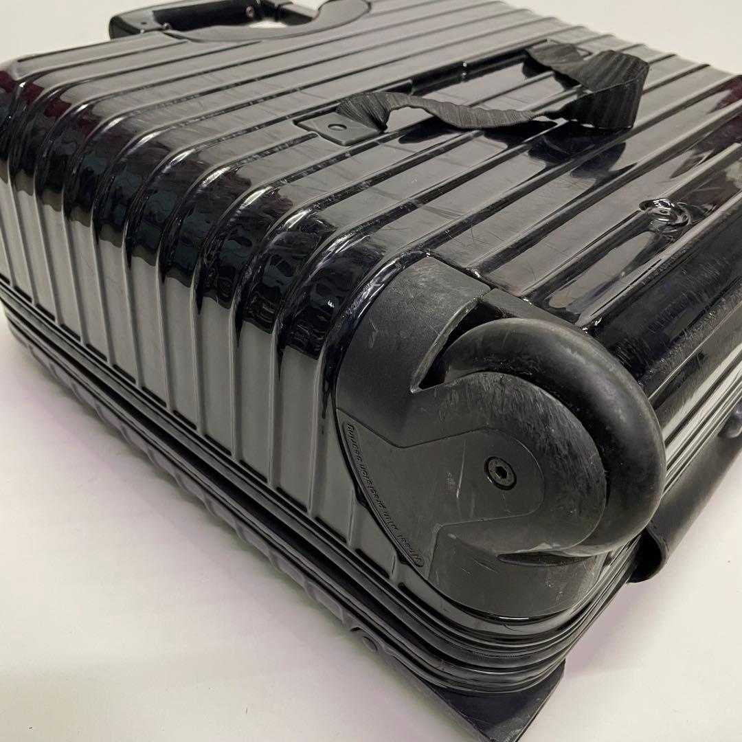 ○リモワ 機内持ち込み可2輪 ビジネス トロリー ブラック　現状品