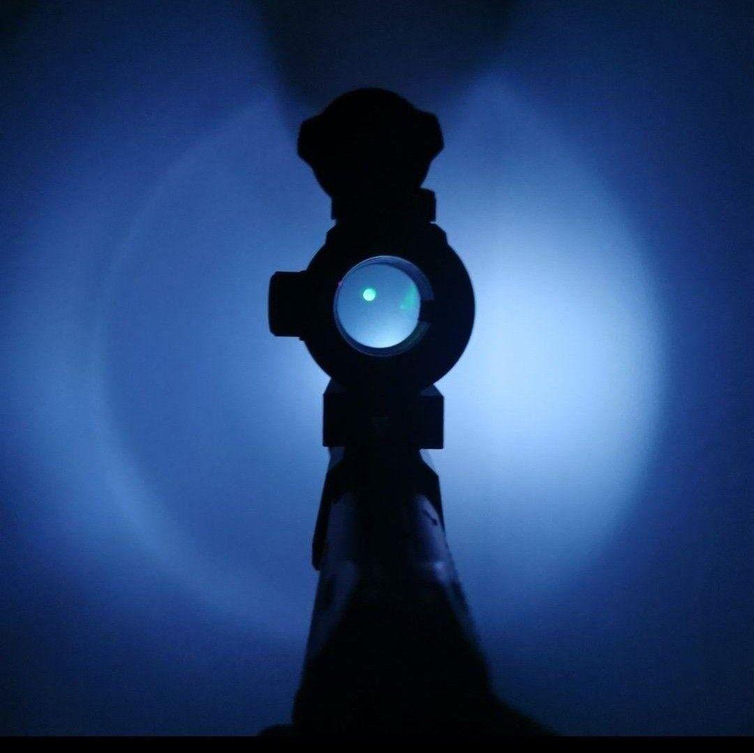 専用　東京マルイ　電動ガン　GLOCK グロック　18歳以上18C とUSP