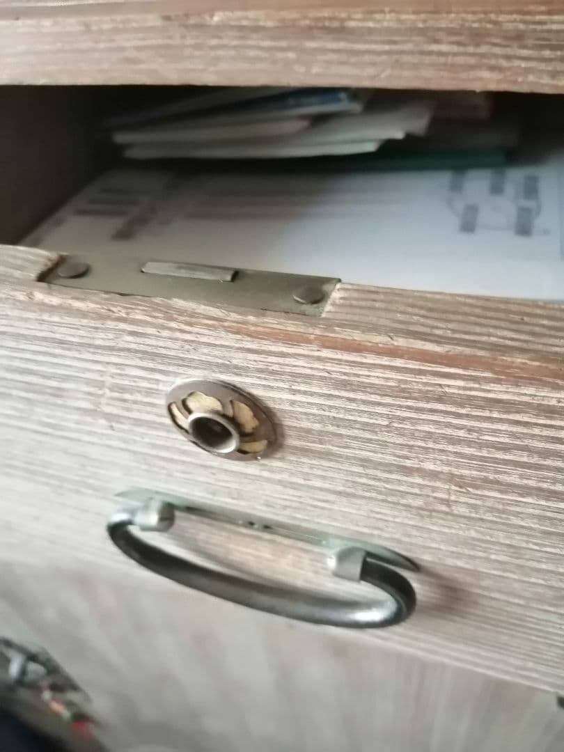 桐箪笥　箪笥　骨董　アンティーク　ヴィンテージ　家具　着物入れ　和箪笥