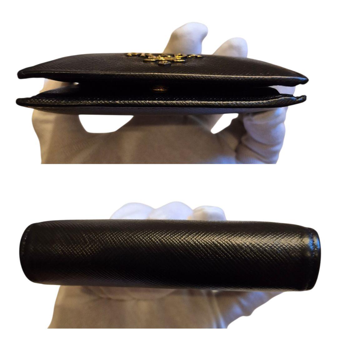 ＰＲＡＤＡ　プラダ　サフィアーノ　二つ折り財布　ブラック革 x