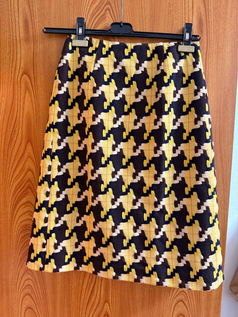 プラダ　巻スカート　ハウンドトゥースパターン スカート