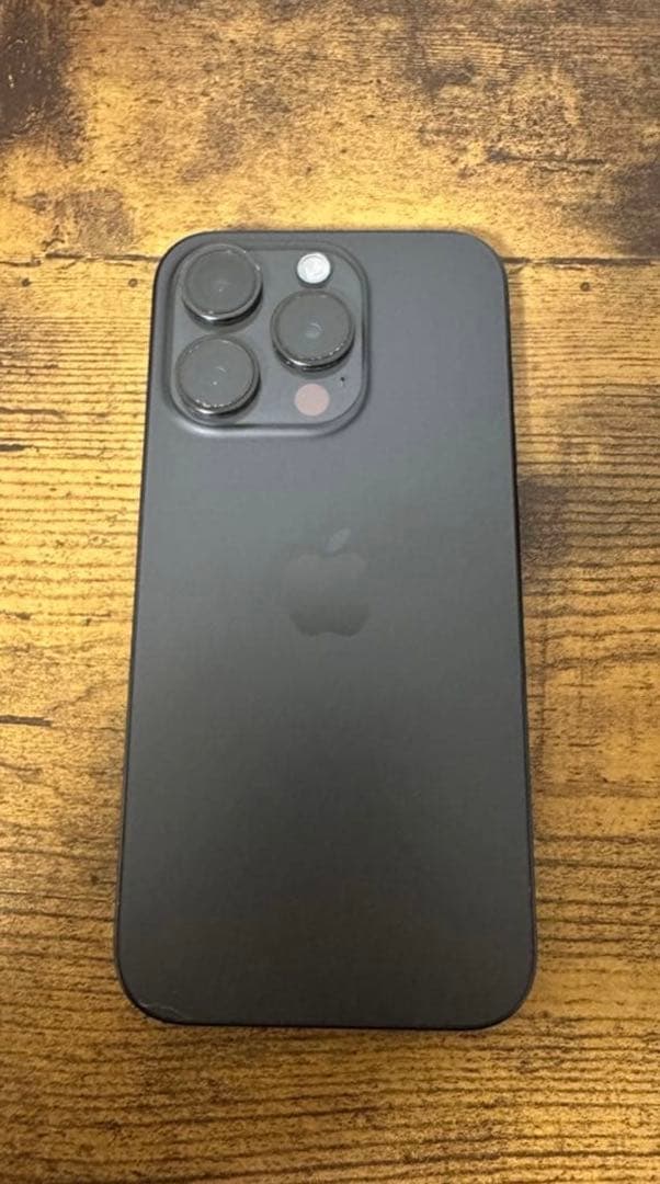 Apple iPhone 15 Pro 512GB SIMフリー本体