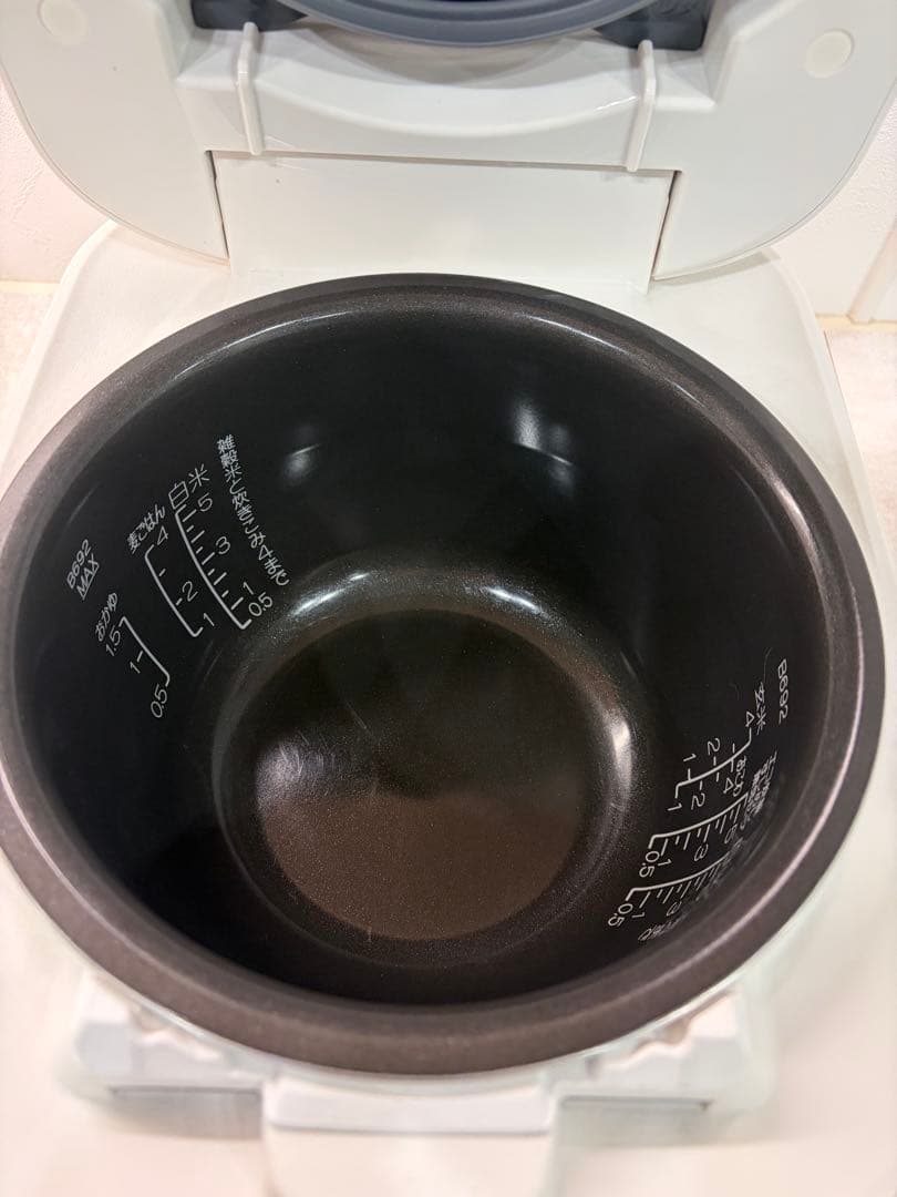 象印 圧力IH炊飯ジャー 炎舞炊き 豪炎かまど釜 5.5合炊NW-NB10-WA