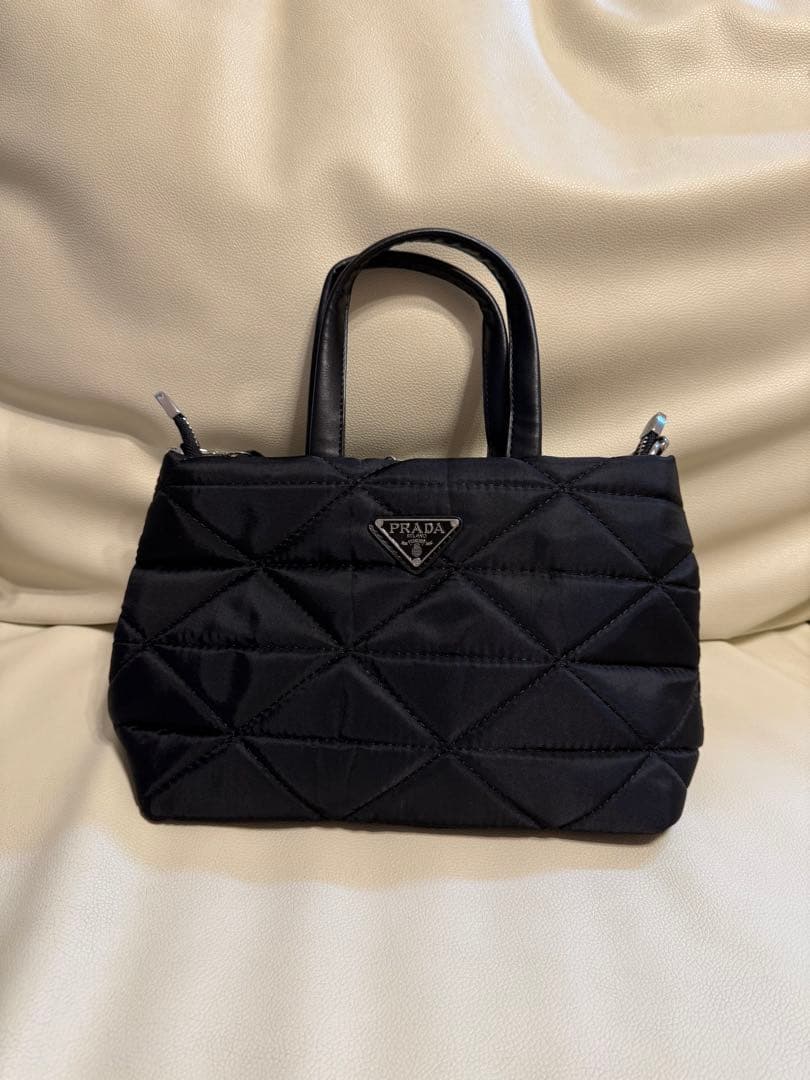 PRADAプラダ　ショルダーバッグ ノベルティ