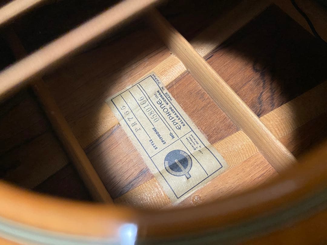 アコースティックギター　epiphone