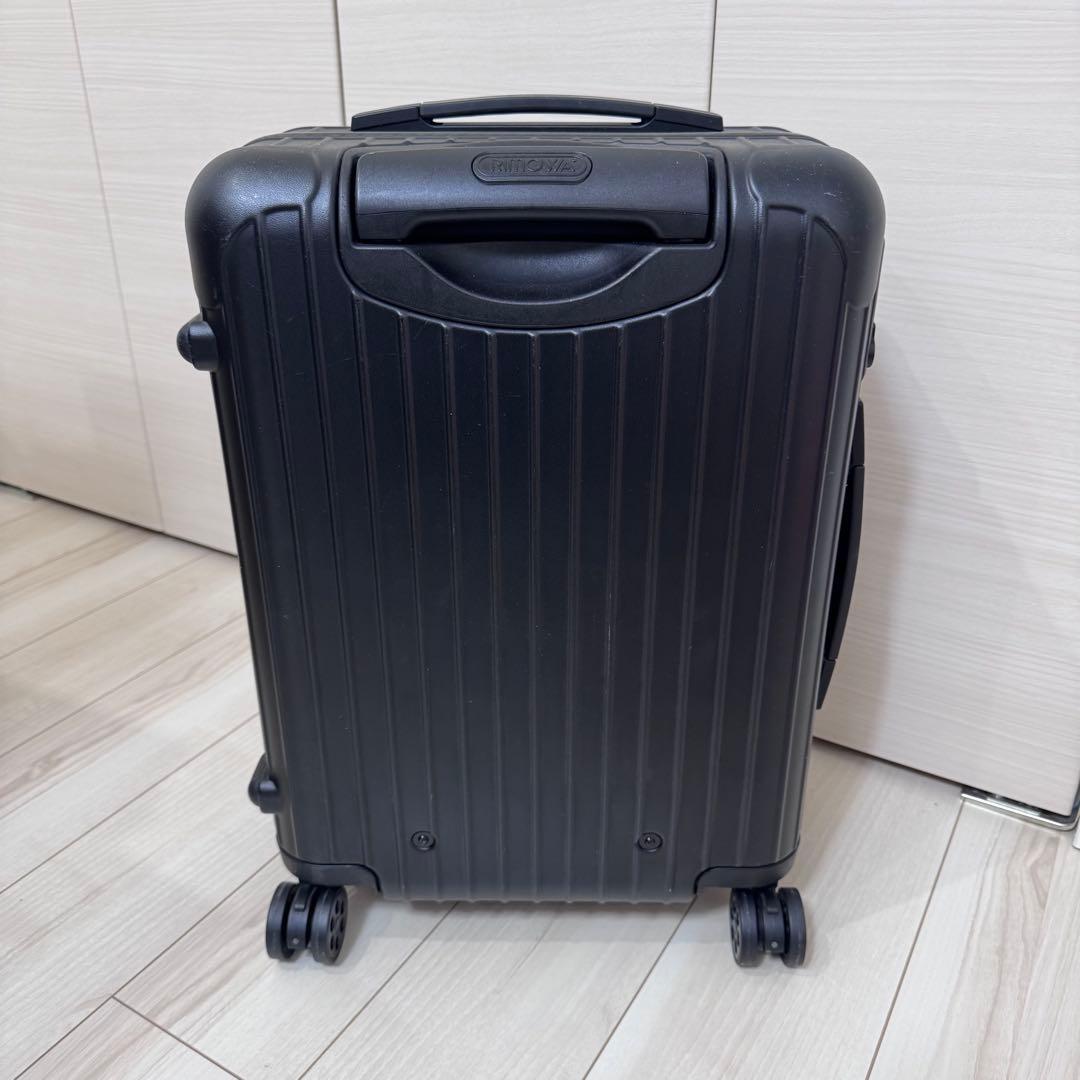 リモワ サルサ マットブラック 32L 4輪