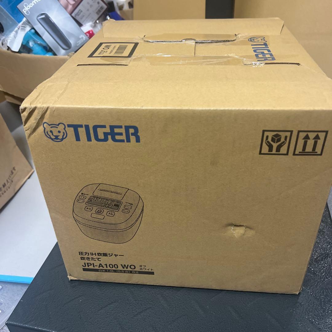 新品　タイガー 遠赤9層特厚釡 炊飯器 日本製 5.5合 JPI-A100
