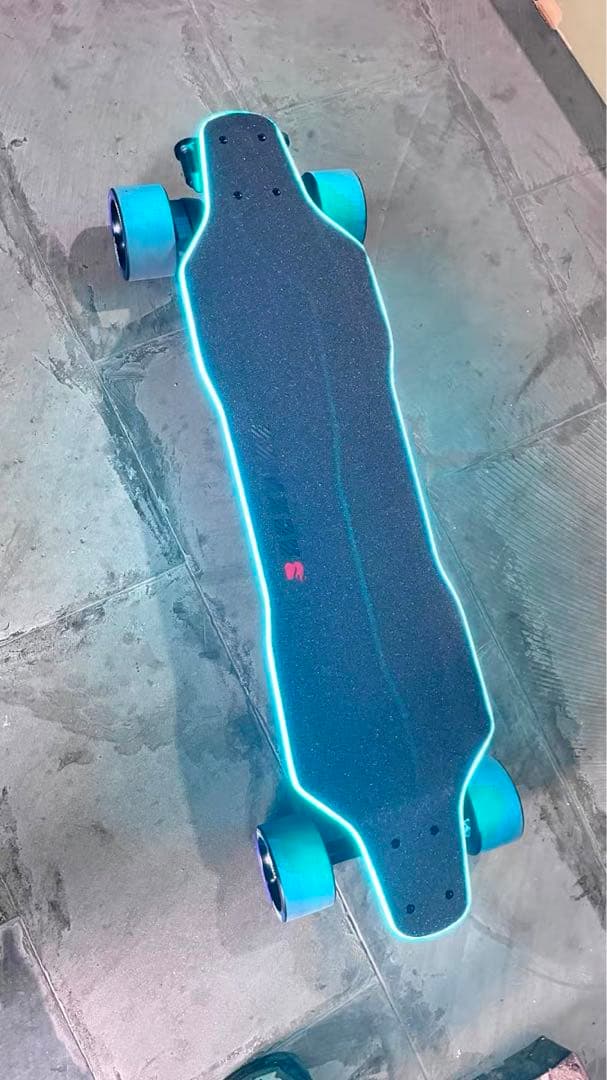 BackfireXmini電動スケー 送料込み