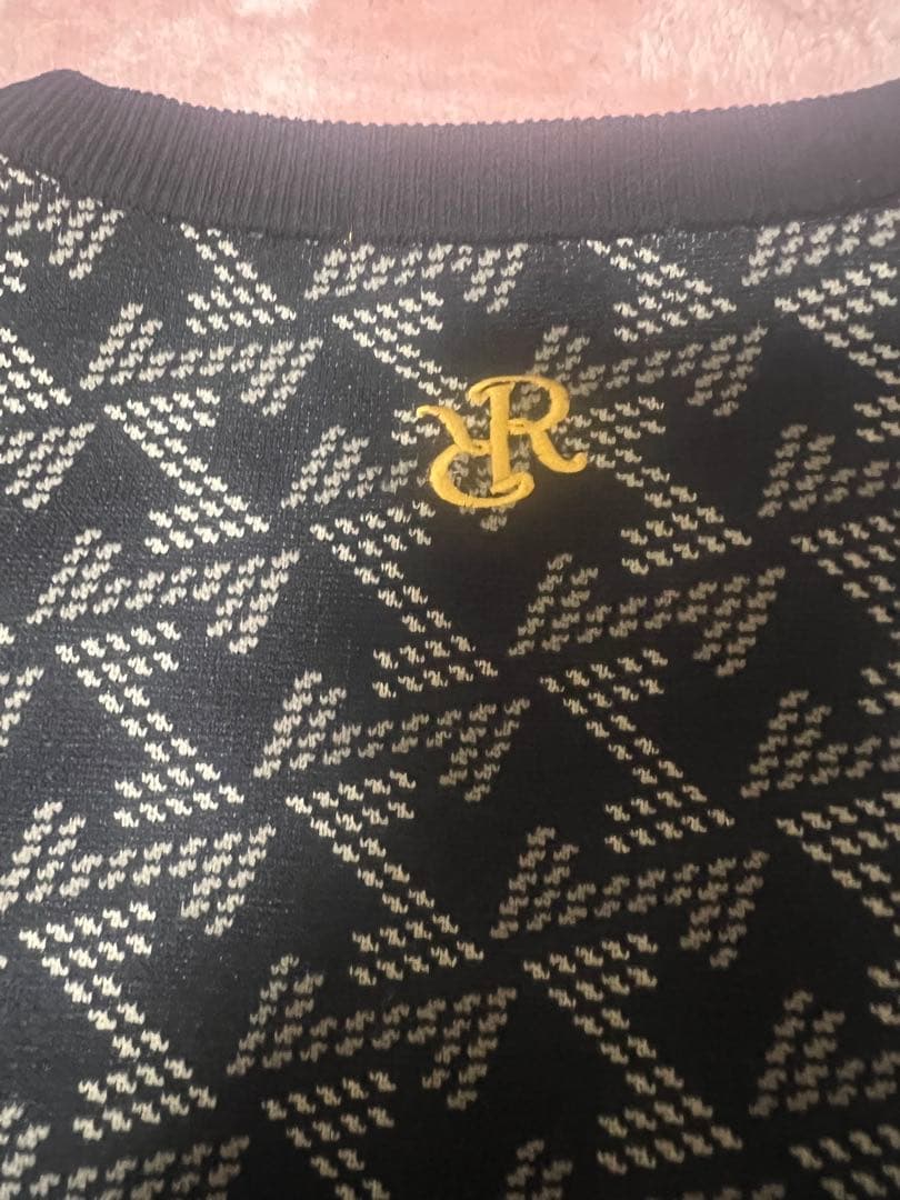 新品 レザレクション 黒カーディガン