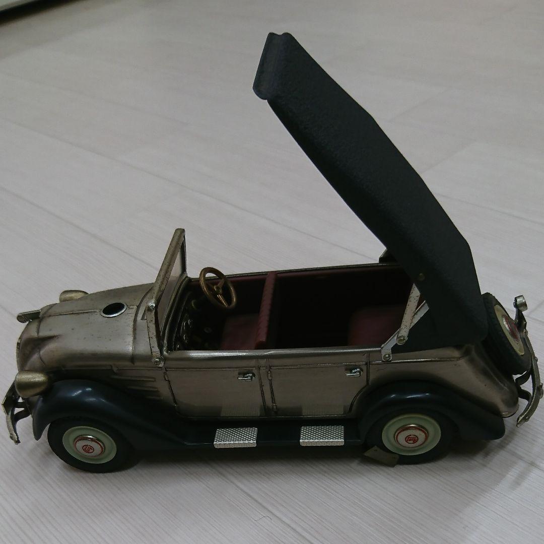 骨董品  車  置物