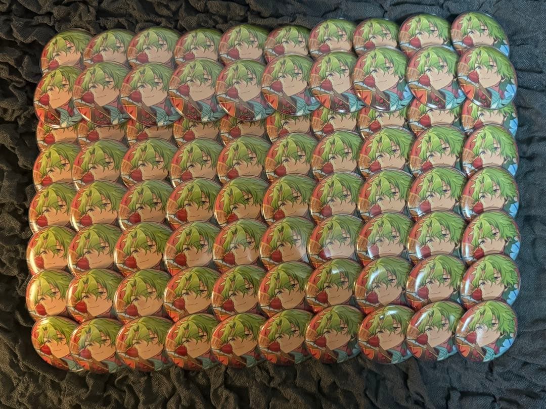 あんスタ　巴日和　フィーチャースカウト缶バッジ