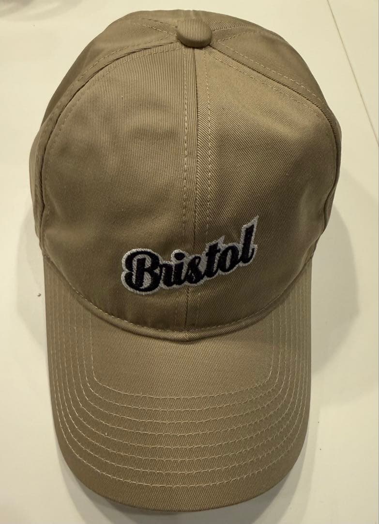 F.C.Real Bristol限定ベージュキャップ