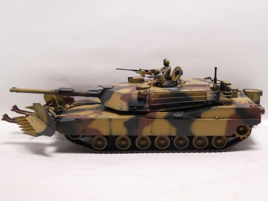 タミヤ 1/35 　アメリカ M1A1 マインプラウ　完成品