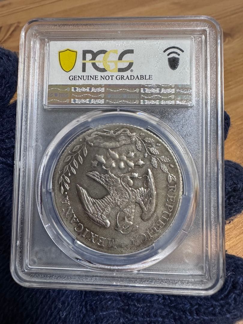 ★本物保証　メキシコ　自由の帽子　8レアル　銀貨　凖未使用　PCGS