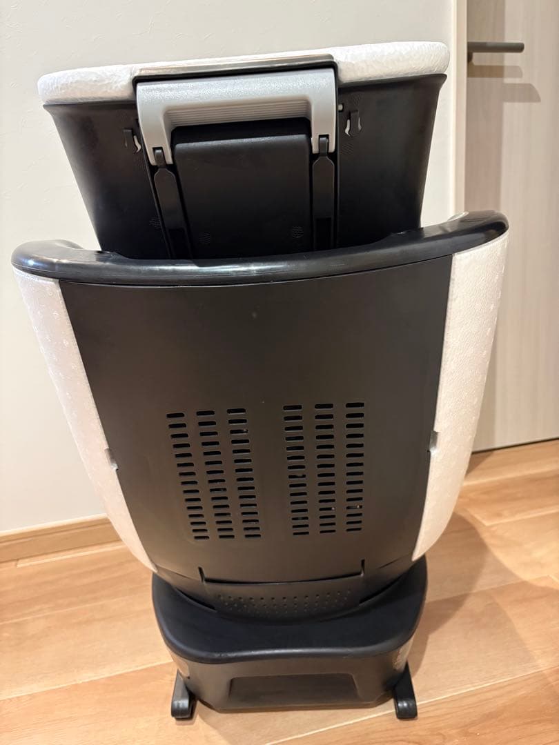 Joie 回転式チャイルドシート 0-18kg