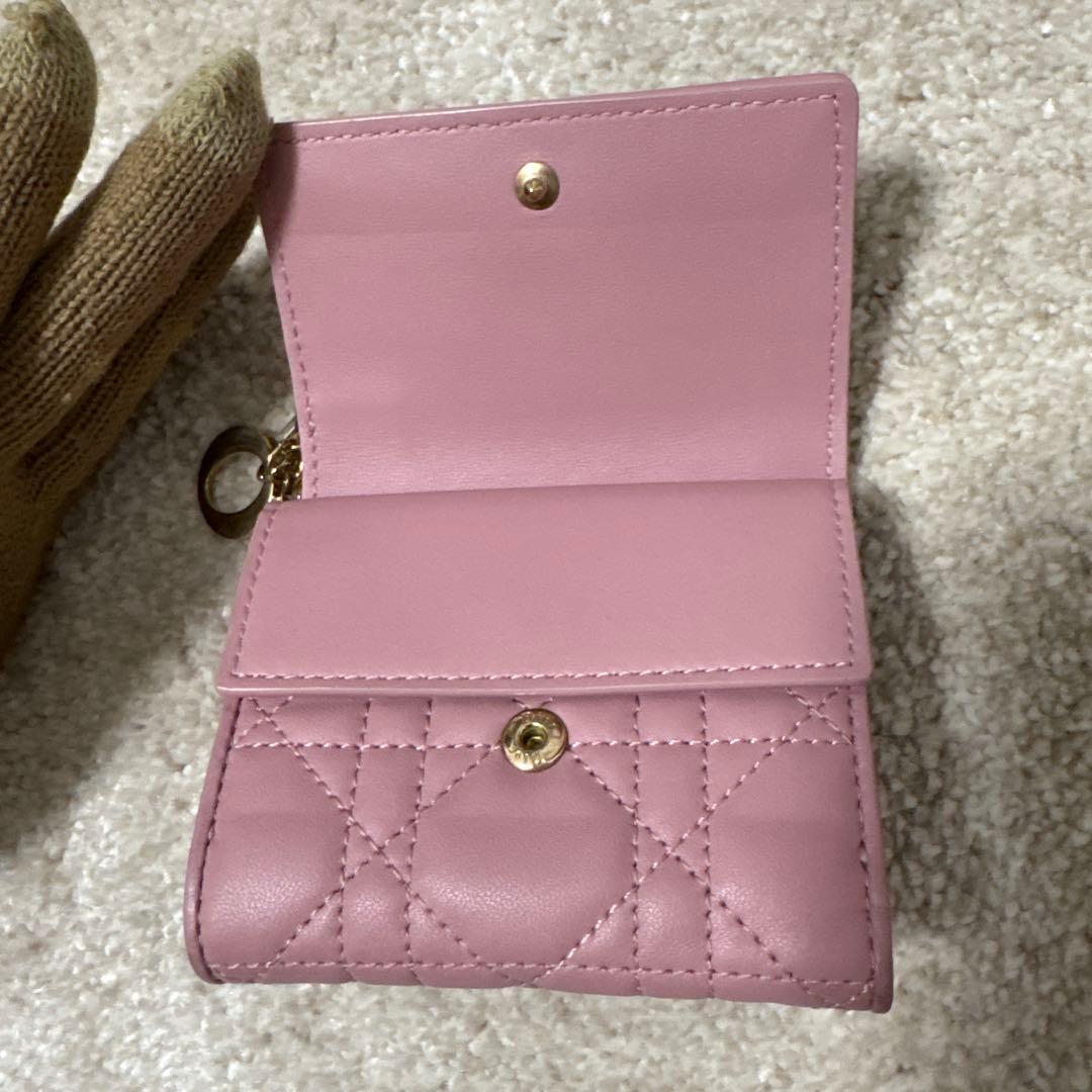 Lady Dior ロータスウォレット [日本限定]