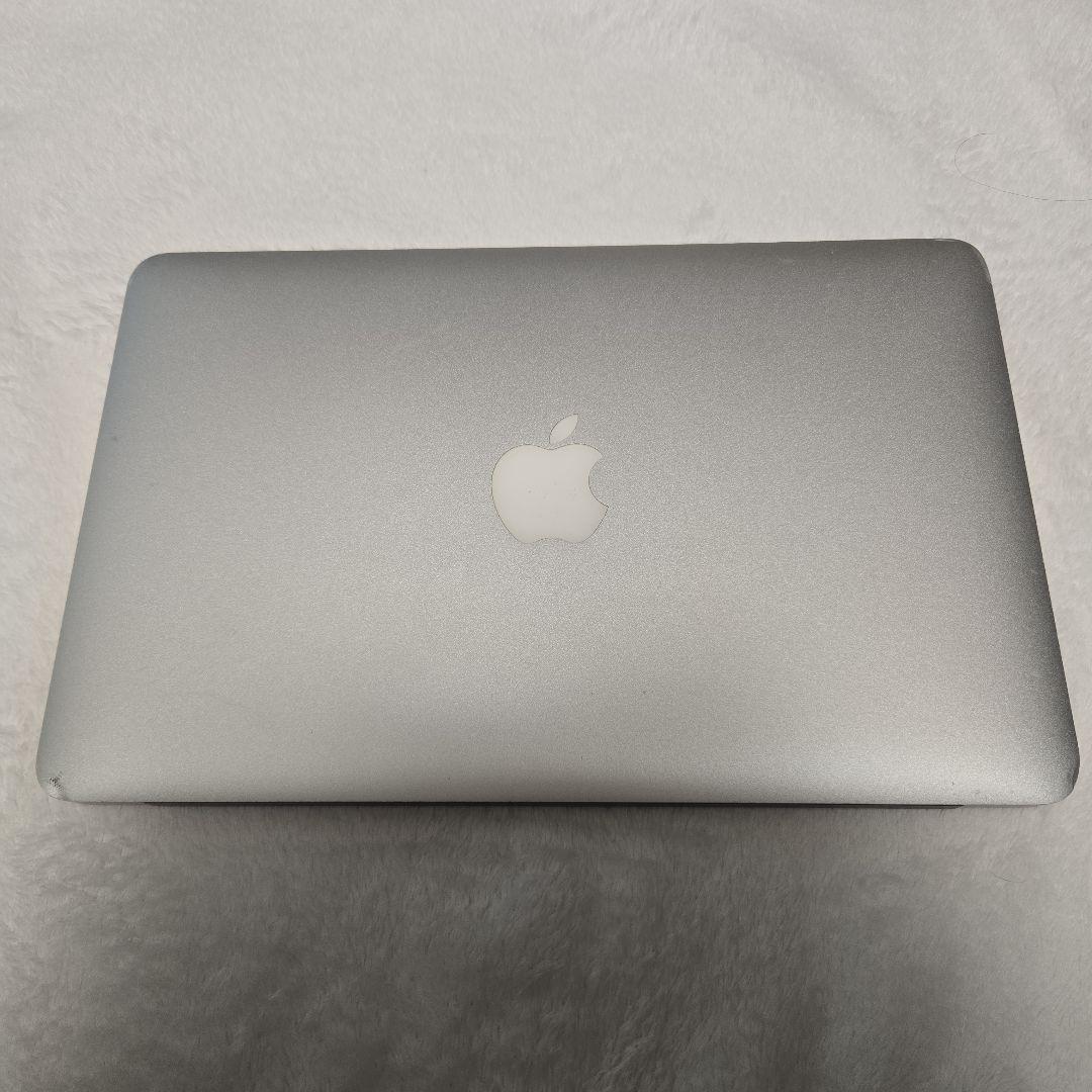 MacBook Air シルバー 11インチ メモリ4gb 256GB