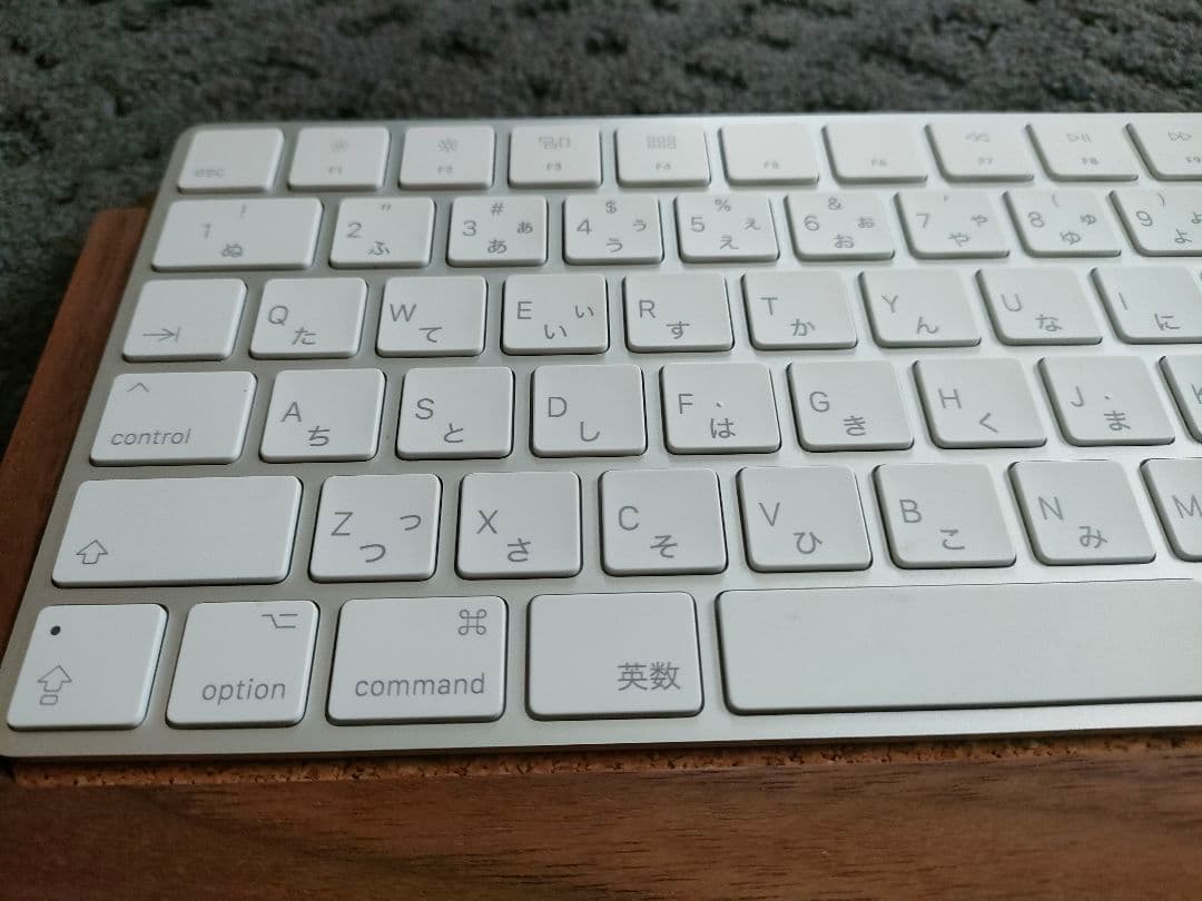 Apple ワイヤレスキーボード 専用スタンド付き