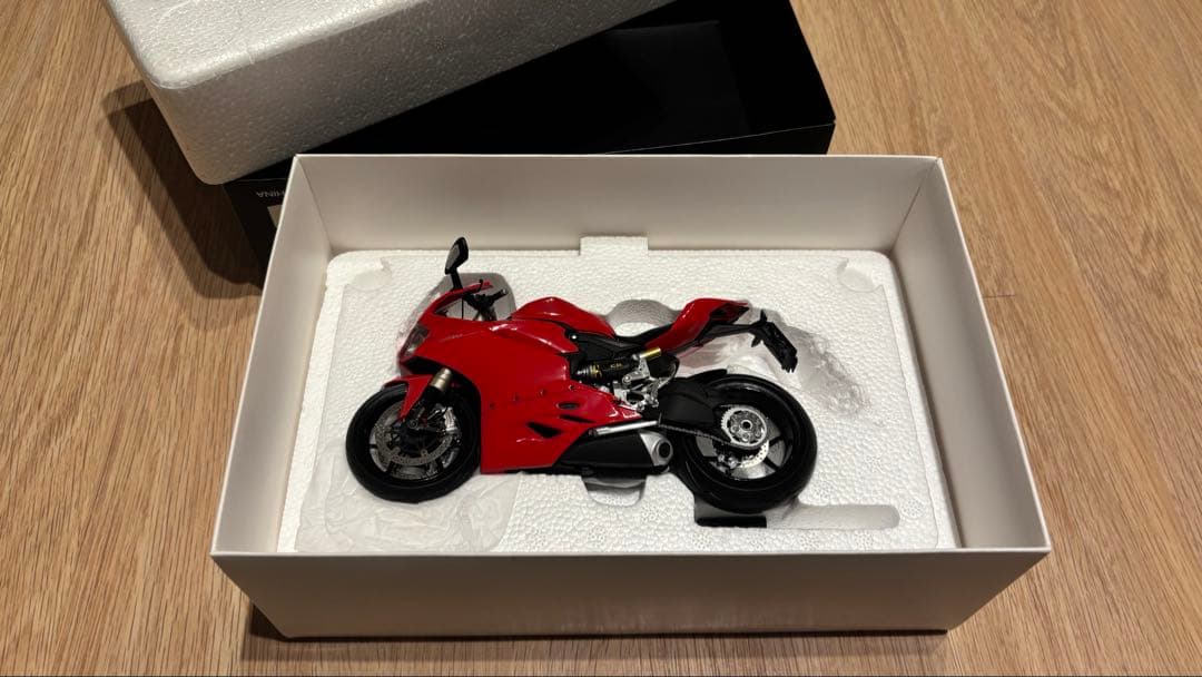 Ducati 1299 Panigale 1/12 スケールモデル