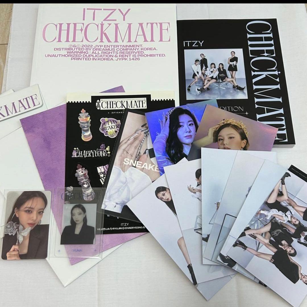 ITZY アルバム 21枚＋トレカ66枚＋付属品＋缶バッジ＋キーホルダー セット