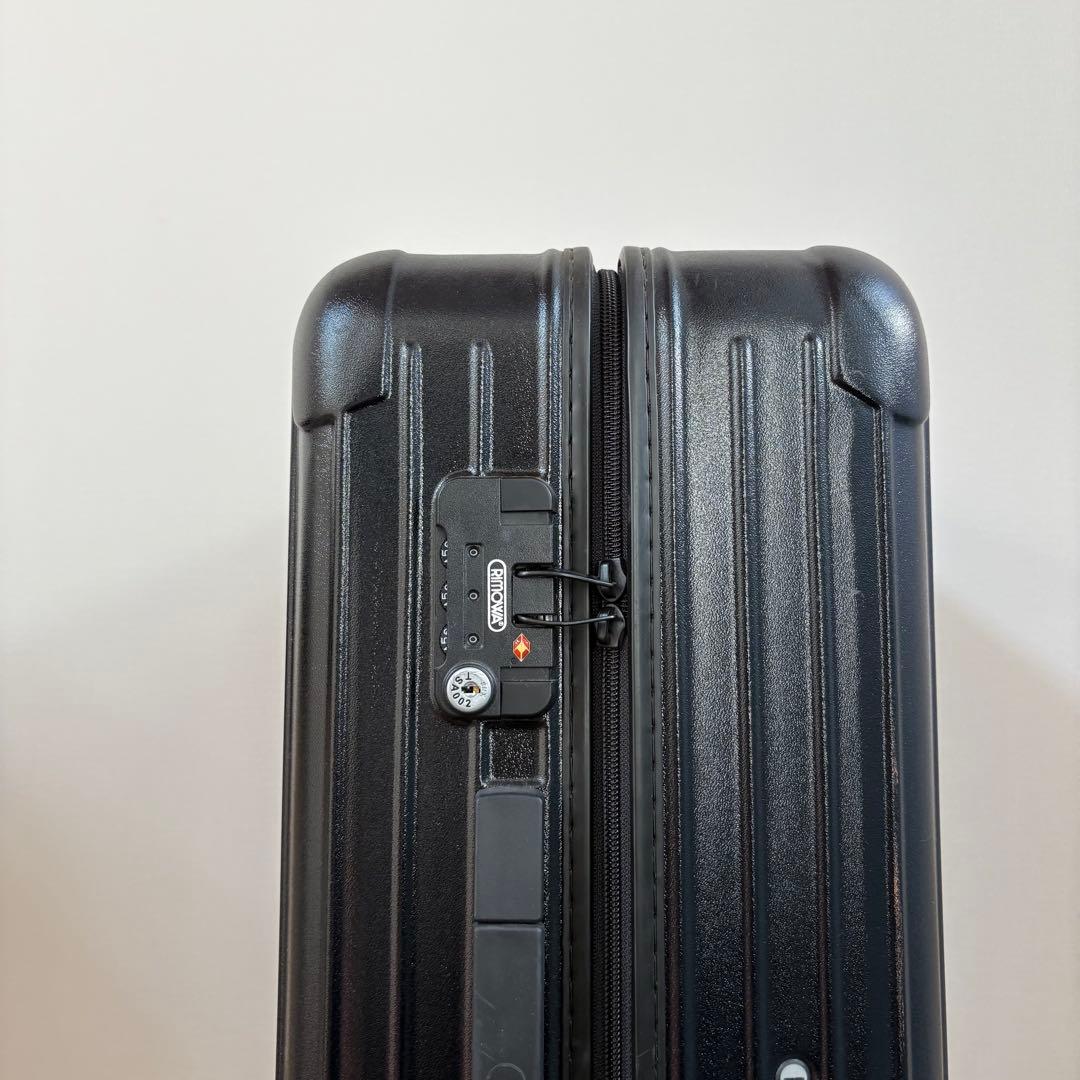 美品　RIMOWA SALSA 63L 4輪　キャリーケース　マットブラック　黒