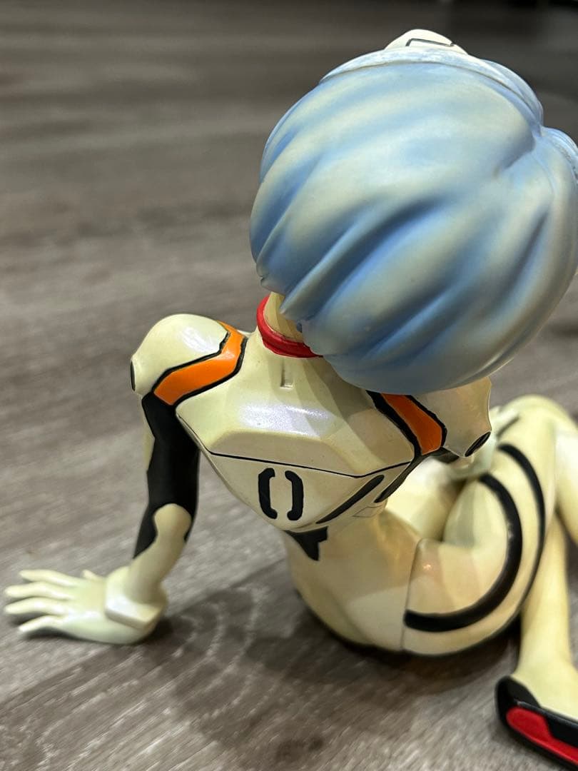 1/4スケール コールドキャスト製塗装完成品 綾波レイ エヴァンゲリオン