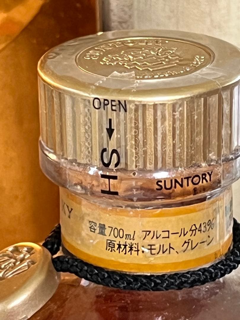 SUNTORY 響ウイスキー 長期熟成モルトの ハーモニ一