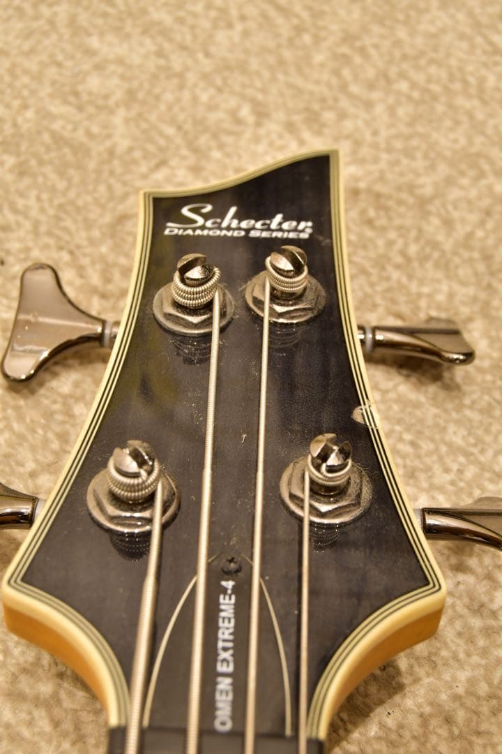 Schecter omen extreme-4 電池 ケース付き