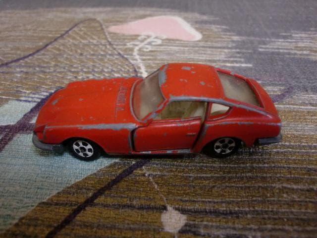 n*e様 トミカ　No,6 フェアレディZ　１Aホイール