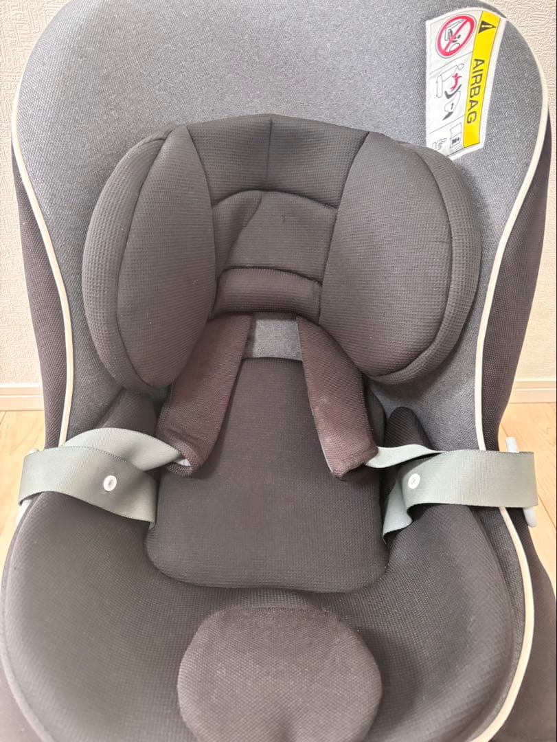 ⭕️本日削除します。　美品　コンビ　Combi コッコロS UX チャイルドシート