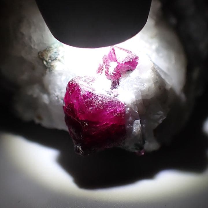 【パキスタン産】ルビー原石