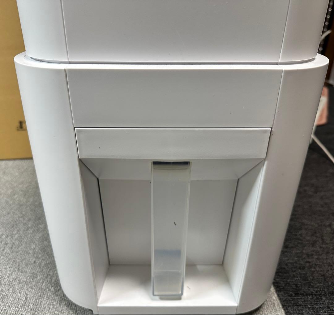 アイリスオーヤマ 空気清浄機能付　除湿機 PD-A140-W　2023年製