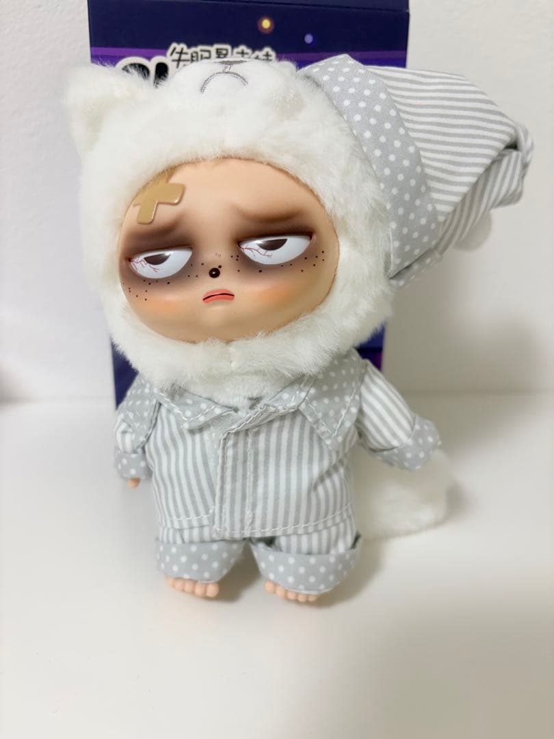 Sleepless grumpipi グランピピ シークレット ホワイト