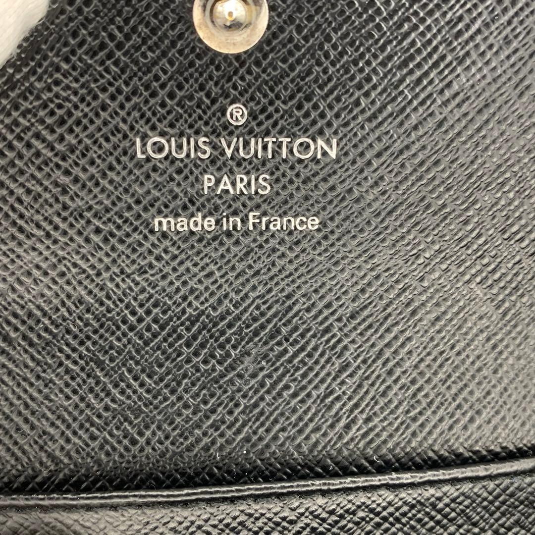 ルイヴィトン　キーケース　ブラック　エピ