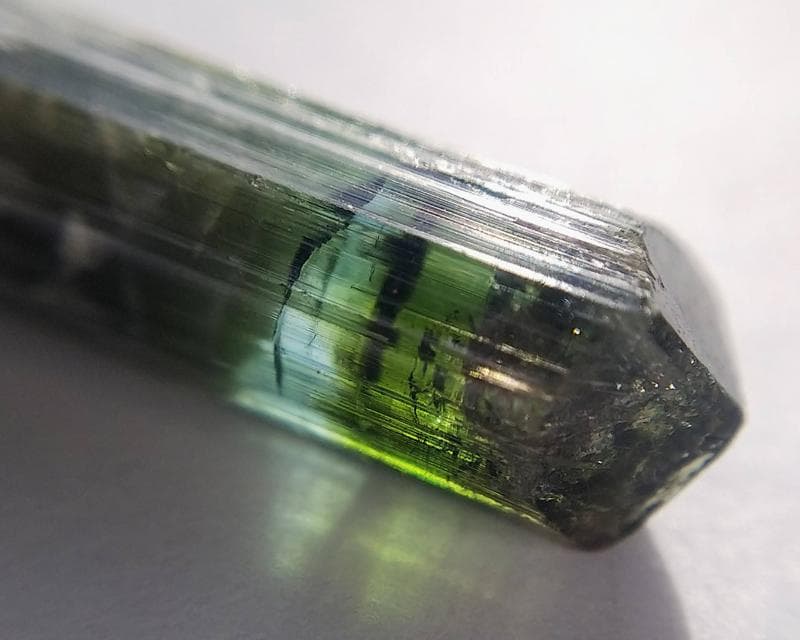 282 マルチカラー トルマリン キャッツアイ ブラジル産 結晶 原石