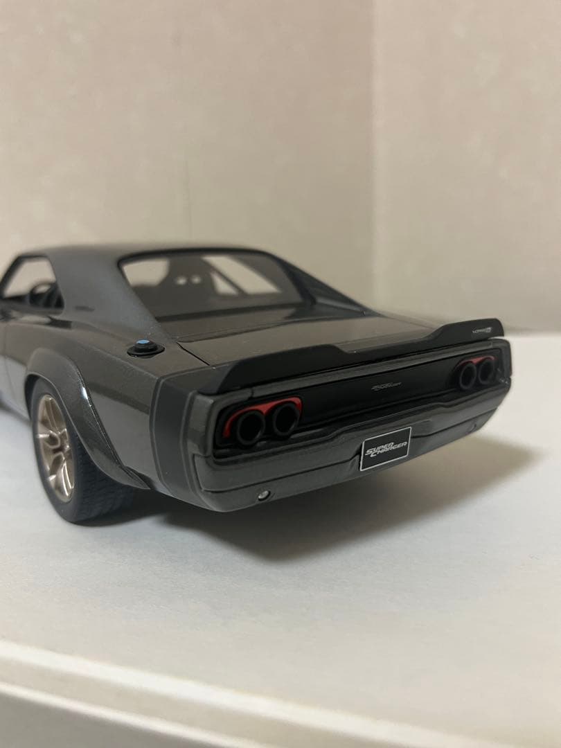 早い者勝ち　 京商 GT SPIRIT 1/18 ダッジスーパー チャージャー