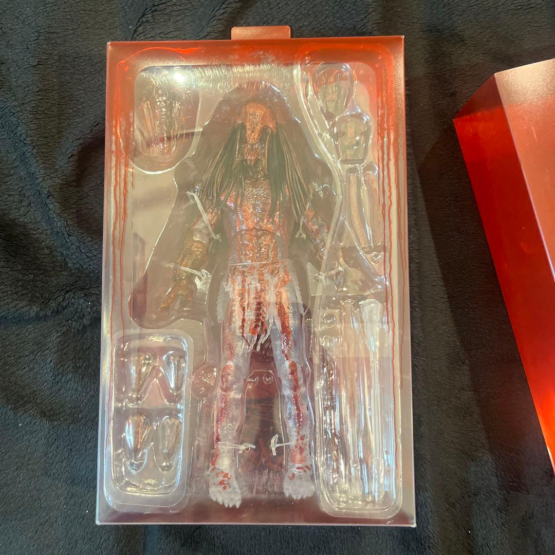 NECA PREY ベアブラッド プレデター フィギュア　ネカ PREDATOR
