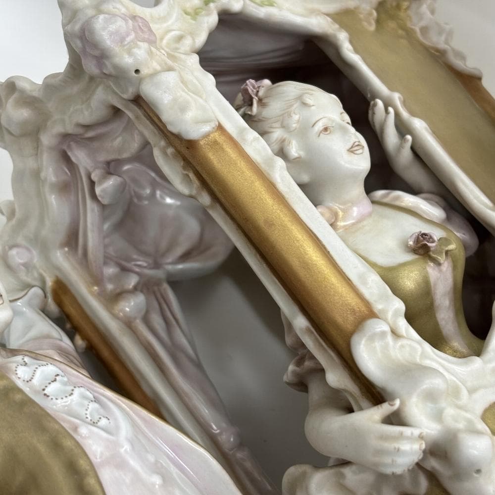 ロイヤル・ダックス・ボヘミア 貴族の輿 ロココ調 フィギュリン アールヌーボー