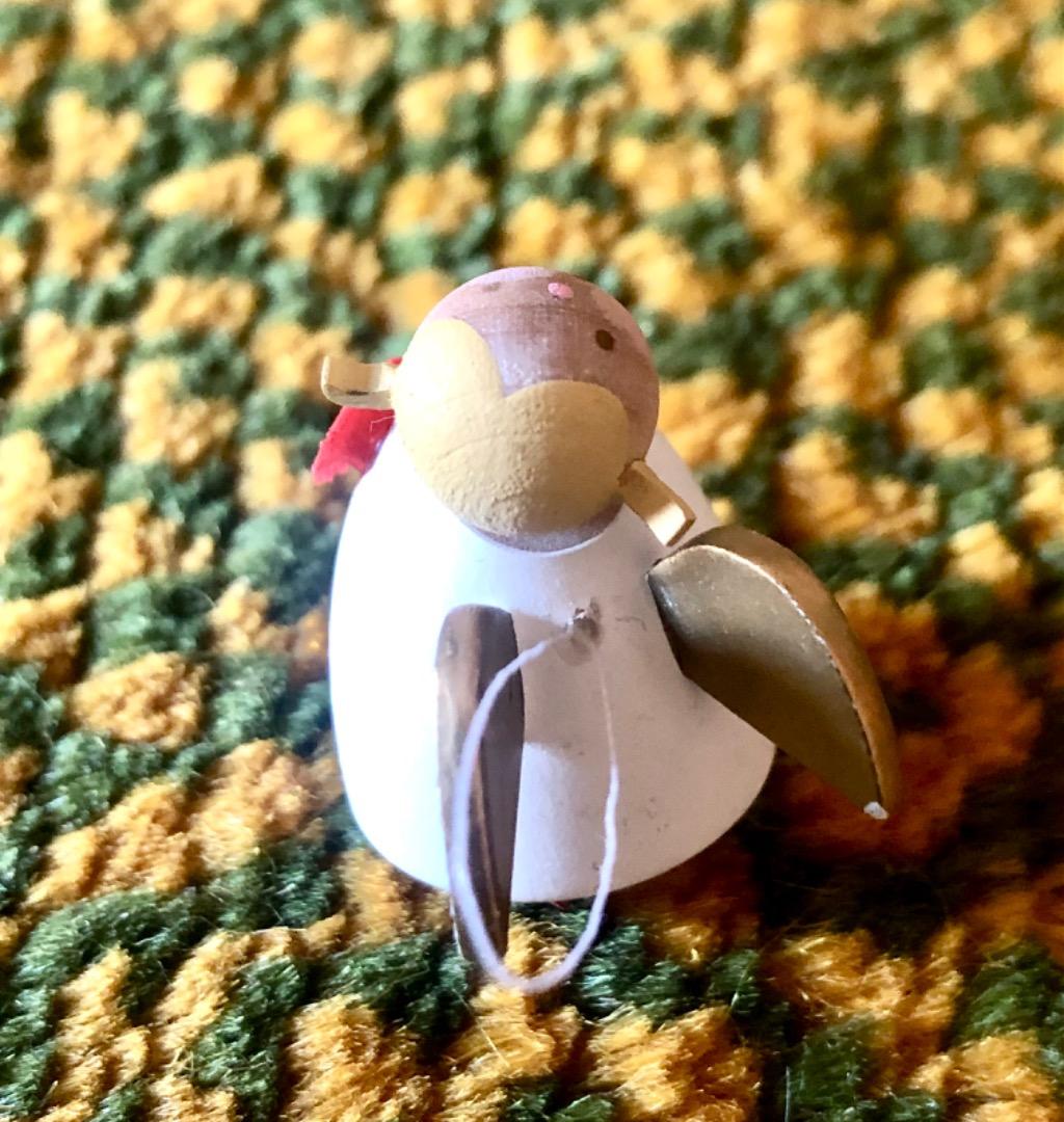 ギュンターライヒェル　旧天使オーナメント　ガーベラを運ぶ子