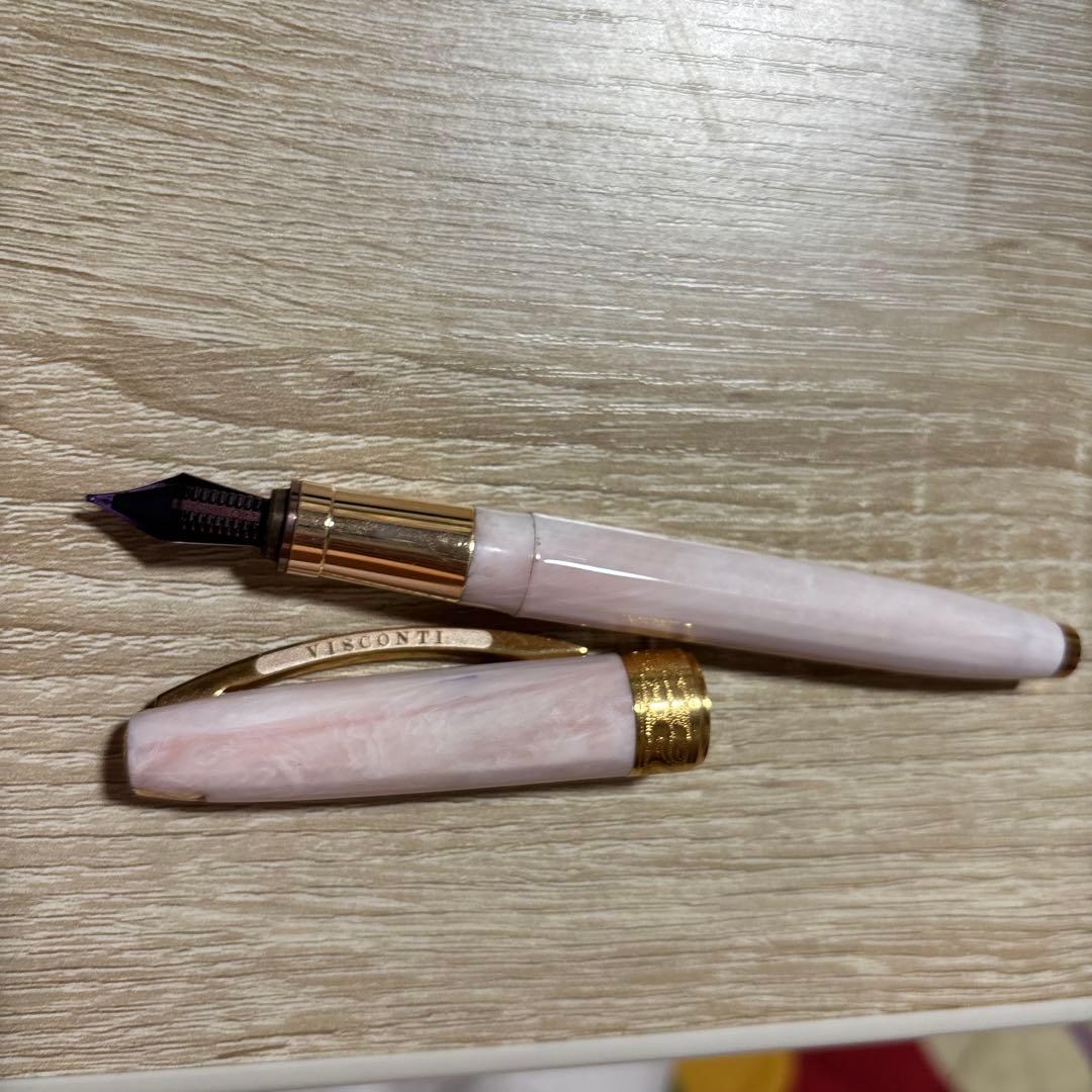 VISCONTI ピンク 万年筆