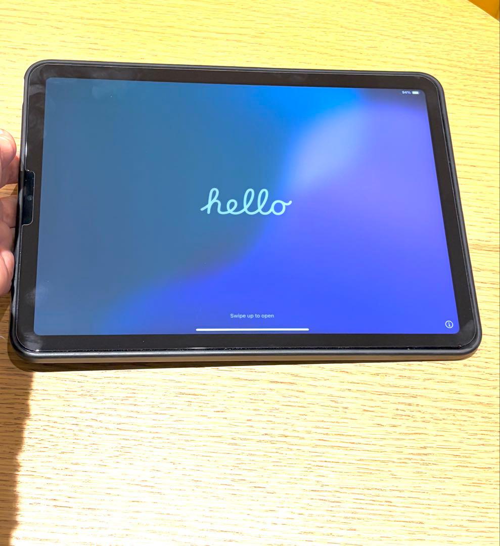 ほとんど使用せず 美品Apple iPad Air 第5世代