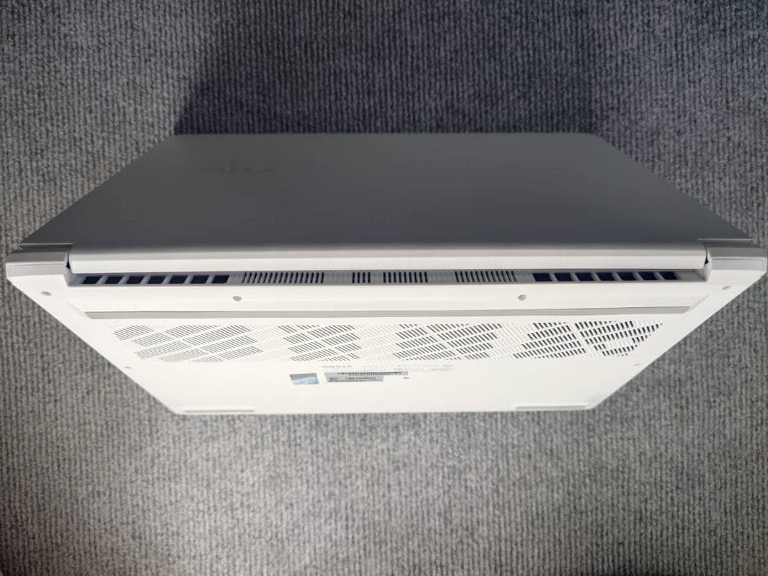 マウスノートPC14.0型（クリエイター向け）DAIV R4-I7G50WT-A