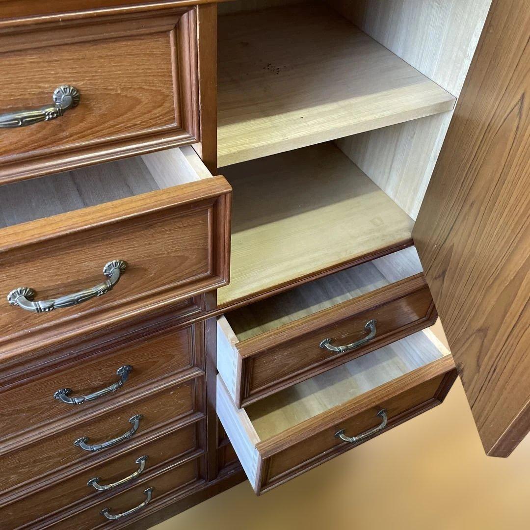 アンティーク家具　木製　レトロ　チェスト　洋服箪笥　収納