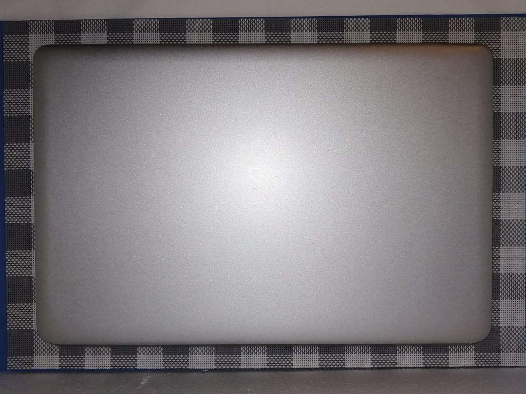 第8世代 i7搭載スタイリッシュノートPC　THIRDWAVE DX-KS F7