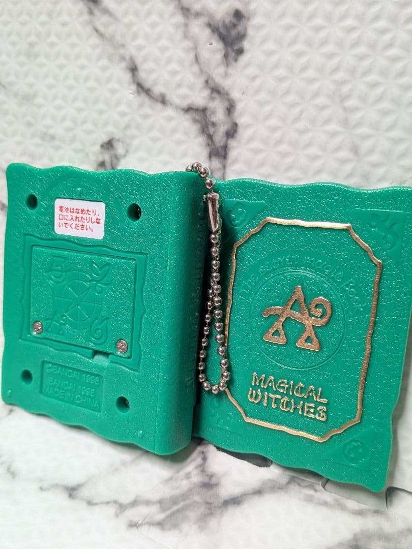 【入手困難】マジカルウィッチーズ　MAGICAL WITCHES 美品